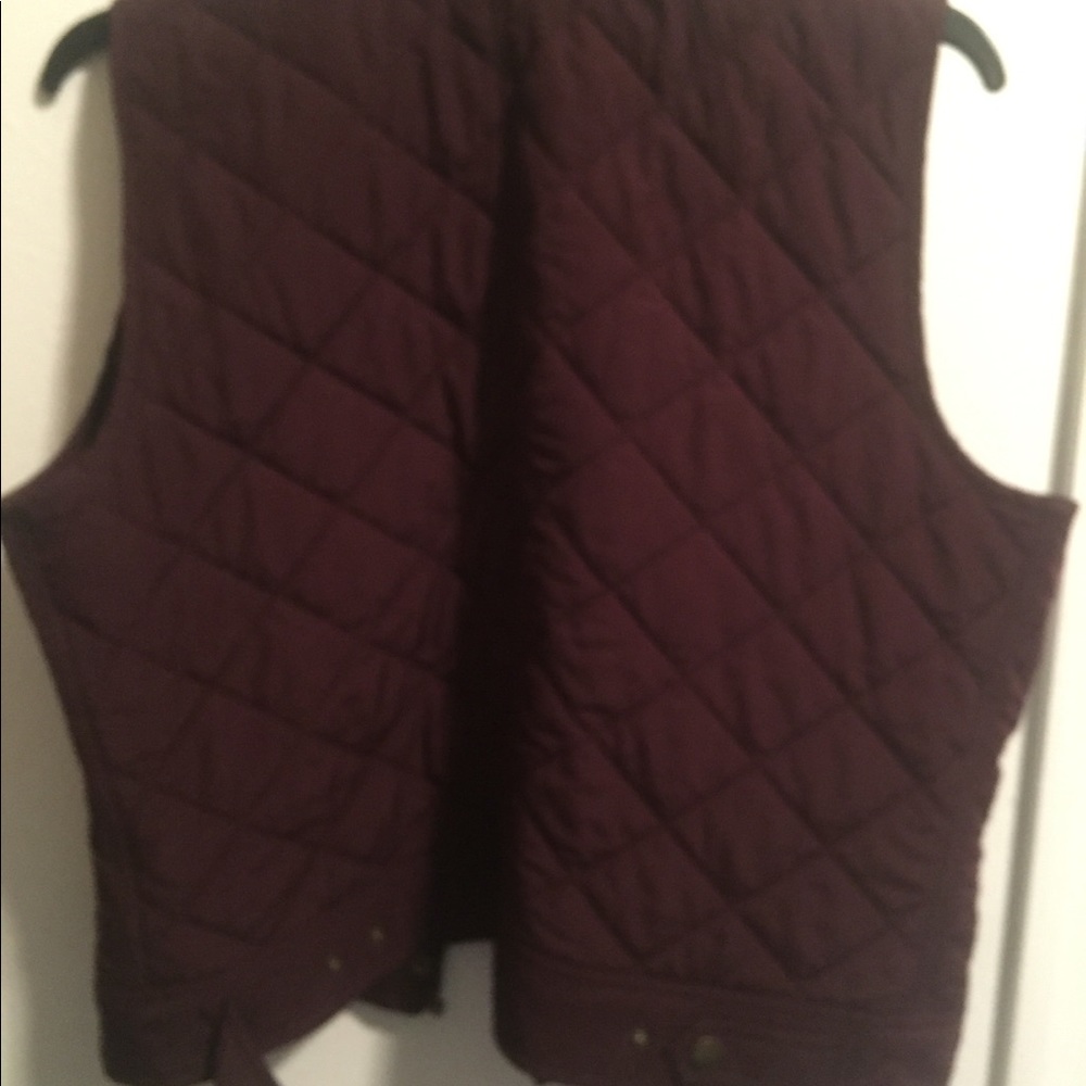 Vest - Picture 4 of 4